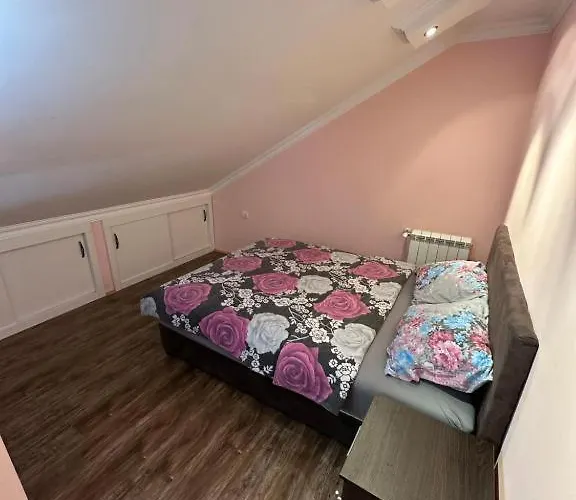 Adel's * سوبوتيتْسا